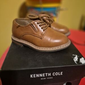 Kenneth Cole Kids Tan Leather Lace-Up Dress Shoes